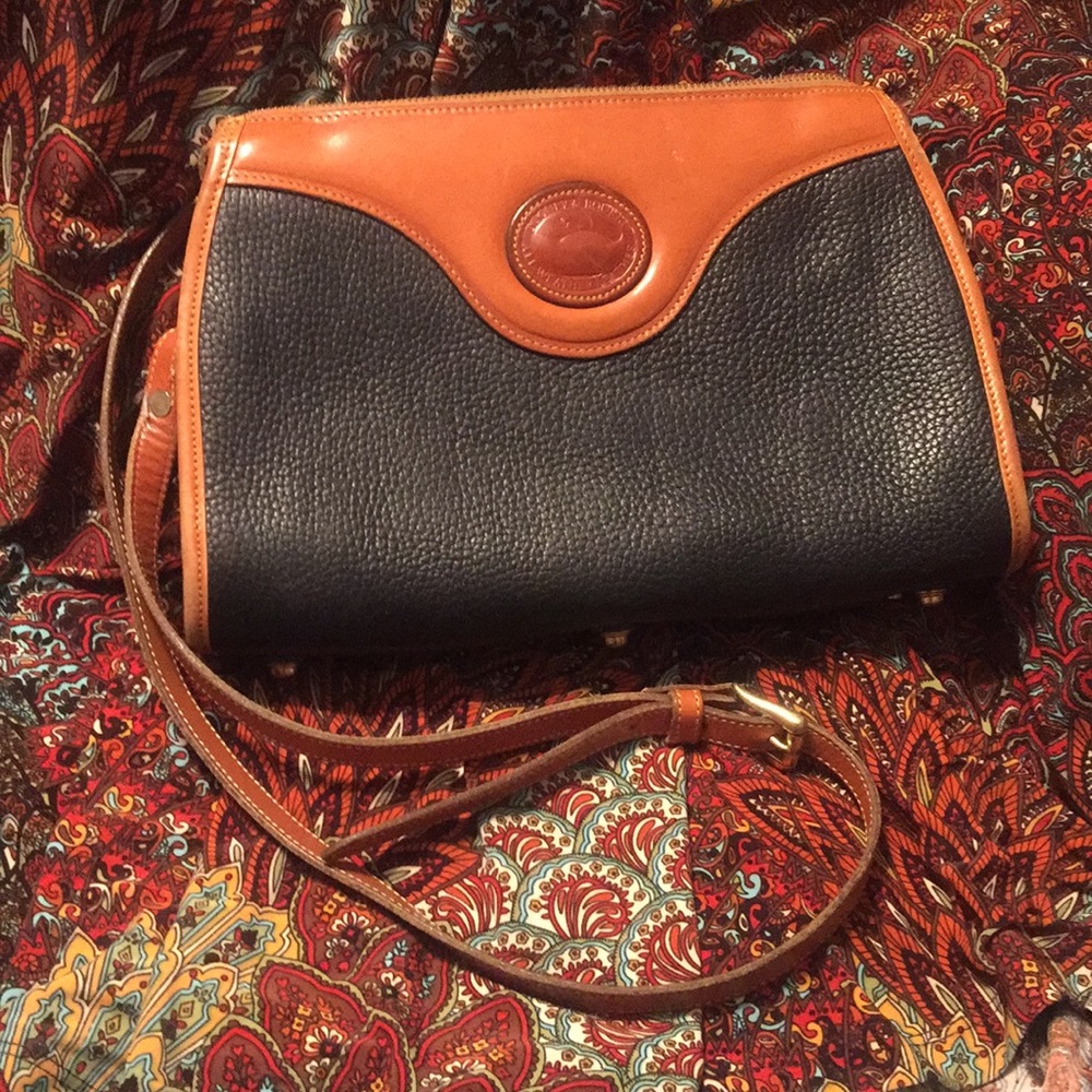 VINTAGE DOONEY & BURKE NANY CLASSIC PURSE